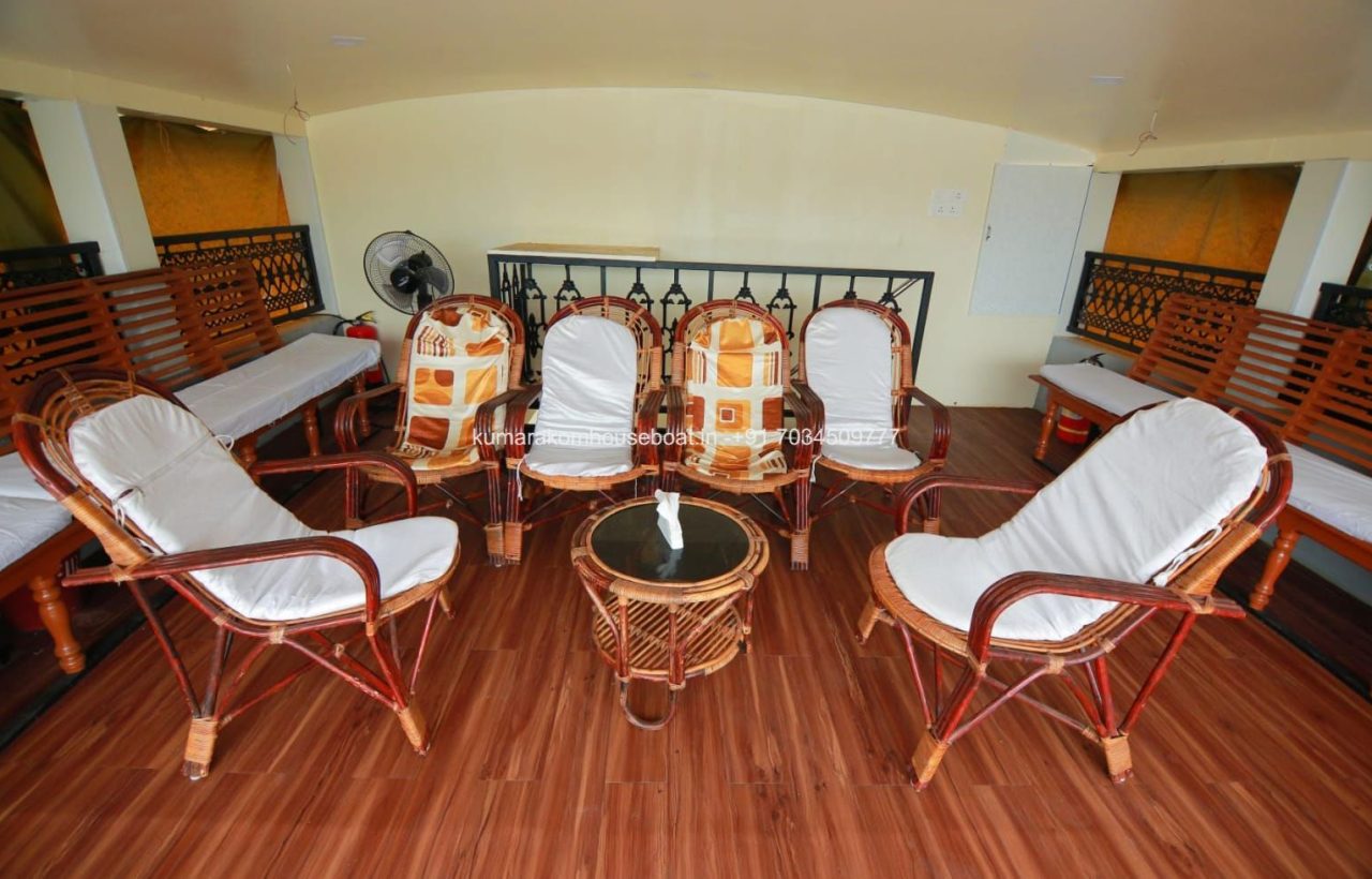 3 bed room living room