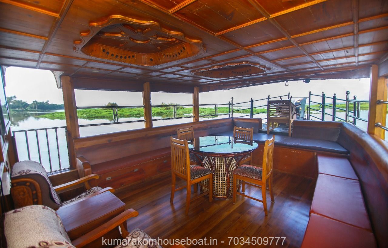 front cabin in kumarakom boat stay
