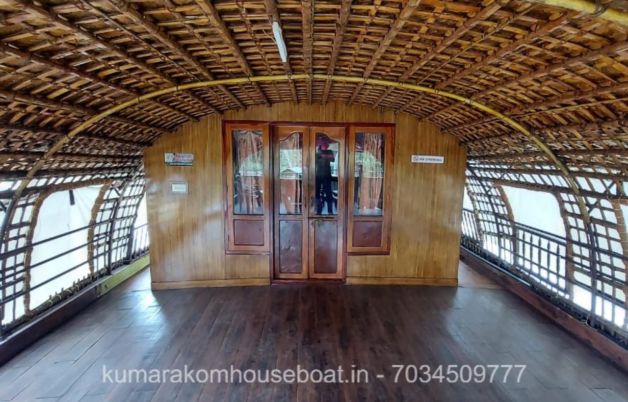kumarakom boat stay upperdeck