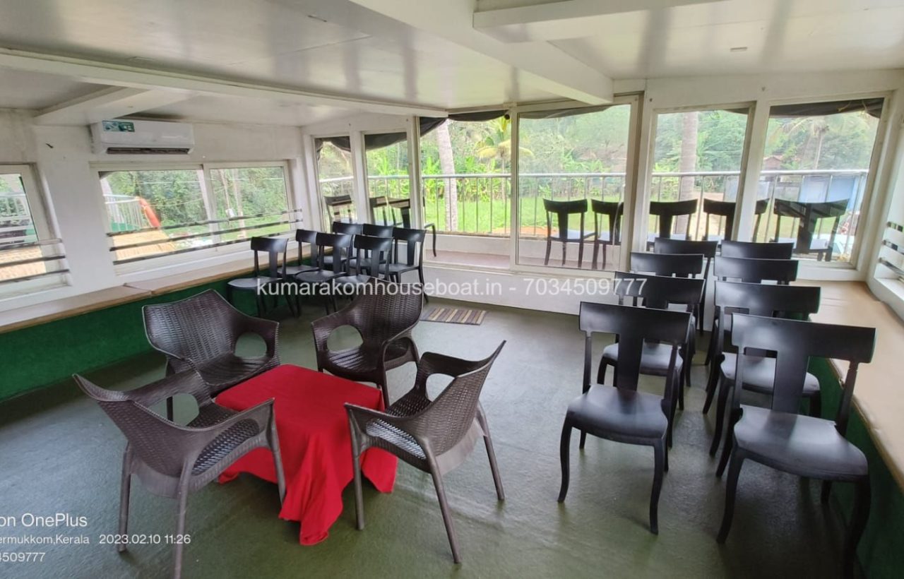 upperdeck living kumarakom boat house